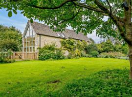 6 Bed in Lechlade 93251, pet-friendly hotel in Lechlade