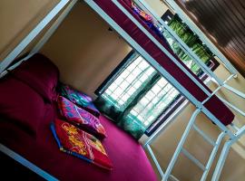 Casspo bunk bed, apartamento em Devikolam