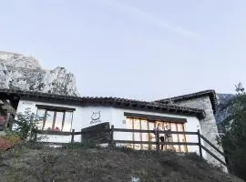 Albergue de Cabañes、Cabañesのヴィラ