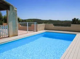 VILLA BOUGINVILLEES pour 12 personnes avec piscine chauffée et vue mer à La Londe-Les-Maures