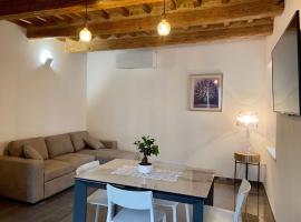 Appartamento Scirocco - 100 m dalla spiaggia, ξενοδοχείο σε Fano