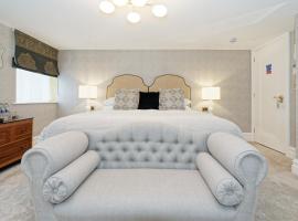 Old Town House by Ezestays, отель в городе Маргит