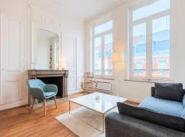 Lille Centre apartment with character