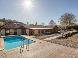 Nature Retreat Pool, Hot Tub, Sauna, Hiking-Caves, hôtel à Hohenfels-Essingen