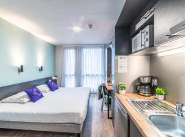 Montempô Bordeaux Centre - Bassins à flot: Bordeaux'da bir apart otel