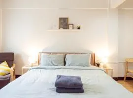 206HiddenNest, Local Room with Street Food only 15 min walk to Skytrain