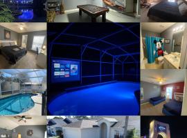 3 Bedroom Villa with Poolside Cinema and Games Room Close to theme Parks sleeps 6 plus 2