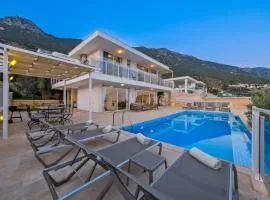 Lumiere Villas 2