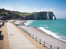 à deux pas d'Etretat, gæludýravænt hótel í Bordeaux-Saint-Clair