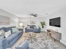 Serenity Retreat- Charming Home Near Attractions! home