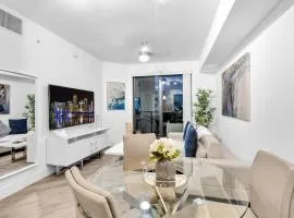 Modern 1 Bed in Downtown Doral With Free Parking