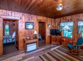 Bear Cub Cabin, vila v destinaci Holderness