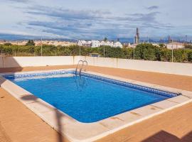 Beautiful Home In Playa De Almazora, khách sạn ở San Antonio