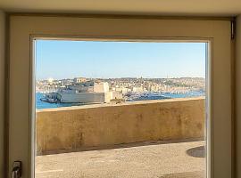 Valletta में, होटल Wave 24 Savynomad Harbour Residence & Private Jacuzzi SPA Cave