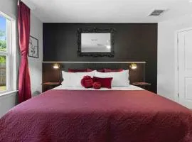 Pensacola Whimsy Hideaway: Quirky Apartment Near NAS