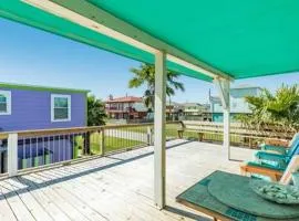 Sea Anna by the Beach - Huge Deck Beamed Ceilings Coastal Decor