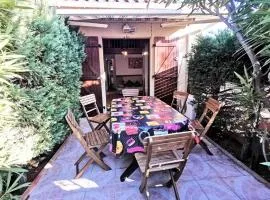 Résidence Maisons De La Plage - Confortable villa deux pièces avec mezzanine pour 6 personnes à Port Leucate. Réf: 1MPL_126 MAE-4794