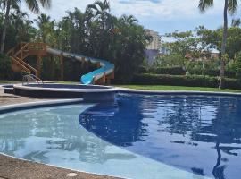 Apartamento Colibrí, hotel con bañera de hidromasaje en Ixtapa