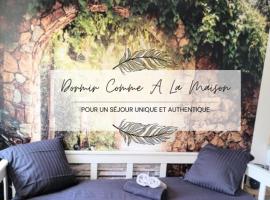 Petit Cocon - Dormir Comme A La Maison, vakantiewoning in Saint-Julien-de-Vouvantes