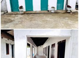 Nithusha holiday house நிதுஷா சுற்றுலா விடுதி, penginapan di ladang di Jaffna