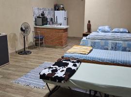 ARI ALOJAMIENTOS, hotel in San Juan del Paraná