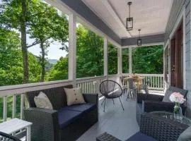 Carolina Blue Pet Friendly, Deck, Treetop Views