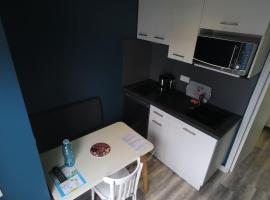 APPARTEMENT EN PLEIN FRONT DE MER : HOUAT, khách sạn ở La Bernerie-en-Retz