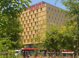 Crowne Plaza - Nice - Grand Arenas, an IHG Hotel, hôtel à Nice près de : Ecole Française Audiovisuel