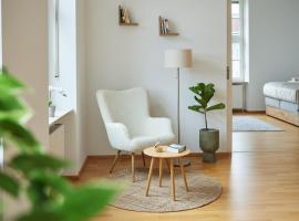 IDEE Living: Design-Apartment- Netflix - 6 Pers, Ferienwohnung in Mannheim