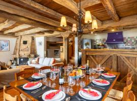 Chalet Melusine - Big Chalet w Spa, Huge Terrace, Views & Privacy!, family hotel in Argentiere