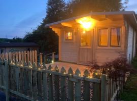 Captivating 1-Bed Lodge in Chesterfield, hotel in Chesterfield