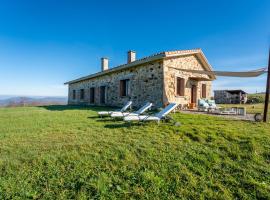 Casona Alto Sarracin, hotel in Penagos