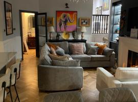 East Cliff, B&B in Preston