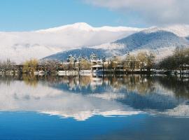 Lopota Lake Resort & Spa, hotel v destinaci Napareuli