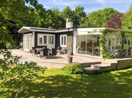 Gorgeous Home In Hjärnarp With Wifi, hotel v destinaci Hjärnarp