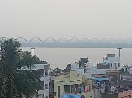 River view nectaar estates, hotel con parking en Rajahmundry