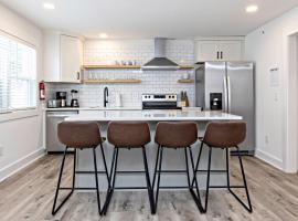 Ocean Lofts in the Vibe #1 - 5 min walk to beach、バージニアビーチのビーチ周辺のバケーションレンタル