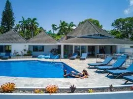 Hospitality Expert Eden 7BR Pools Beach