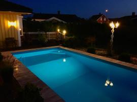 Privāta brīvdienu naktsmītne Apartment with access to pool and sauna pilsētā Pošgrunna