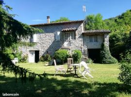 Maison de famille LA POURETTE, hotel v destinácii Valgorge