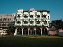 HOTEL GIRDHAR MAHAL, отель в городе Индаур