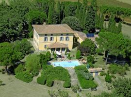 Villa Poggio Falcone, hótel í Chiusi