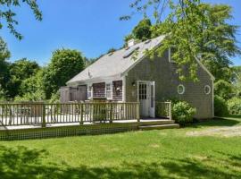 Huge Deck Outdoor Shower Dog Friendly, villa sa Brewster