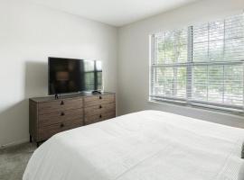 Landing Modern Apartment with Amazing Amenities (ID9693X57), apartment in Buffalo Grove
