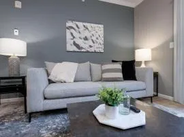 Landing Modern Apartment with Amazing Amenities (ID4329)