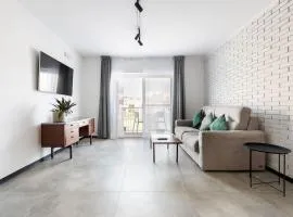 Stay-Sliema centrally located retro one bedroom