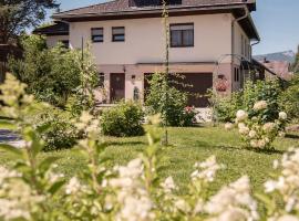 Ferienwohnung Felicitas mit Sauna by Appartementhaus Theresia, hotel in Bad Mitterndorf