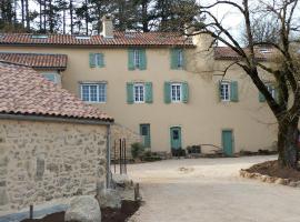 Domaine de Servières - Grand gîte, hotel u gradu 'Le Caylar'