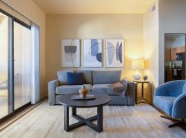 Landing Modern Apartment with Amazing Amenities (ID8149X26), hotelli kohteessa Avondale