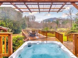 Waterfront Cabin at White Pass, Mt. Rainier, hotel u gradu 'Packwood'